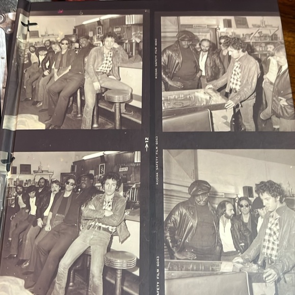 GREETINGS FROM E STREET STORY OF BRUCE SPRINGSTEEN & BAND ~ SLIPCASE W/INSERTS - Picture 3 of 7